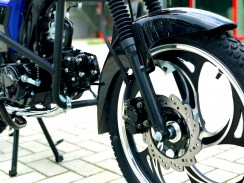 Испытайте мощность и доступность мотоцикла VIPER ALPHA RX 125. Этот мопед идеально подходит для повседневного использования 