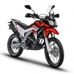 Откройте для себя эндуро-мотоцикл Loncin LX250GY-3G DS2 с отличными характеристиками, который идеально подходит для приключений на бездорожье. Купите сейчас по отличной цене!