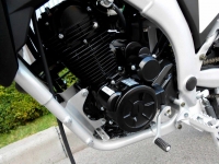 Ознакомьтесь с выгодным предложением на Loncin LX250GY-3 SX2! Этот мотоцикл эндуро имеет отличные характеристики и непревзойденную цену. Не пропустите!